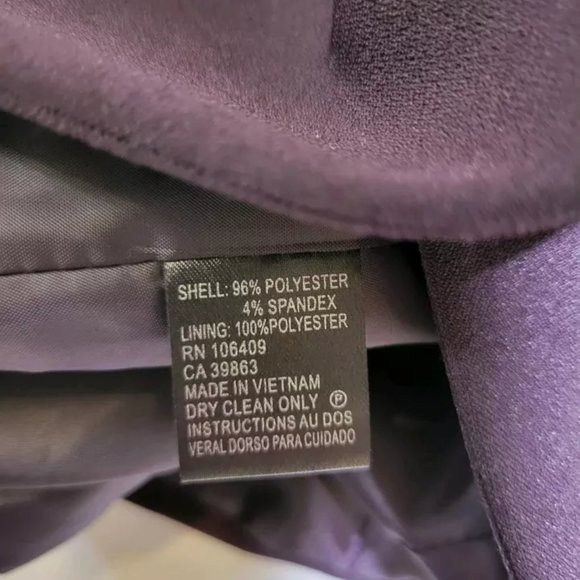 Tahari Arthur S Levine Blazer Jacket Womens Size 6 Dark Purple Shoulder Pads - Picture 10 of 10